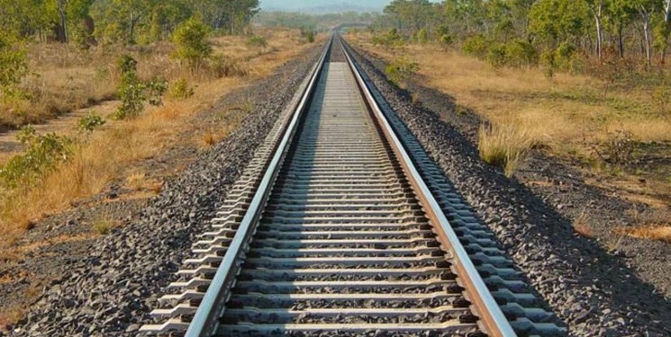 احداث راه‌آهن ساحلی بندرعباس به چابهار در دستور کار وزارت راه قرار دارد