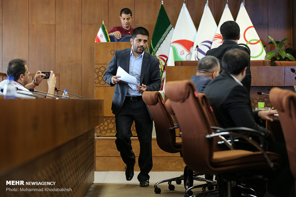 نخستین چالش علیرضا دبیر و فدراسیون کشتی