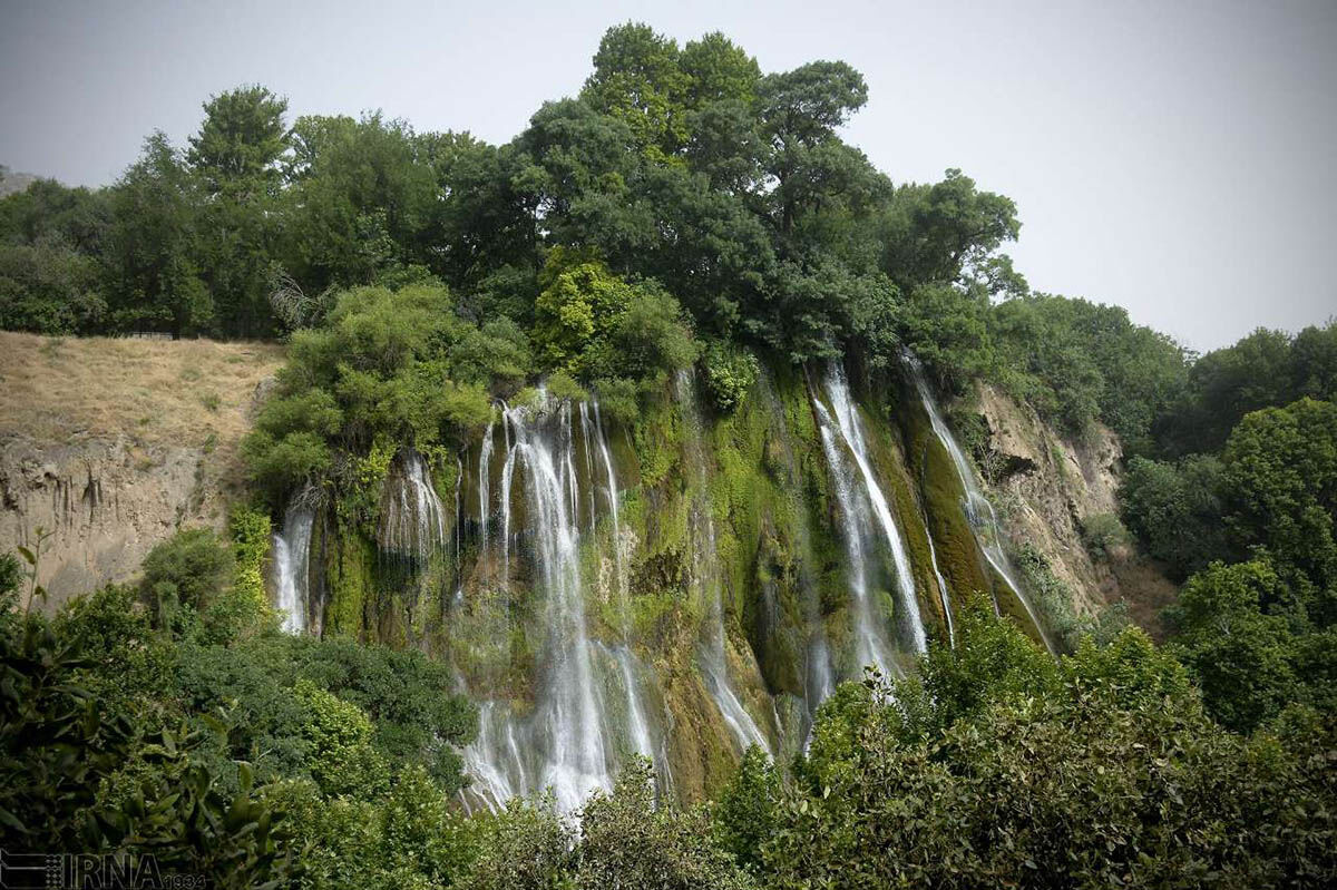 آبشار بیشه، نمایشی از زیبایی‌های طبیعی لرستان