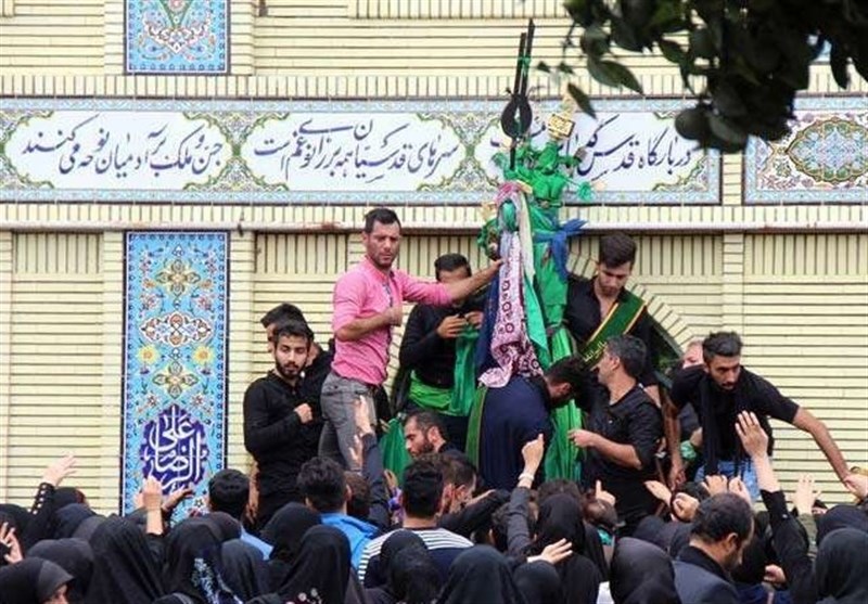 برپایی آئین ۳۰۰ ساله علم‌شویی در مازندران