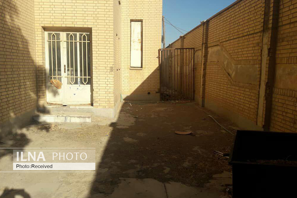 ترک تحصیل دختران به دلیل کمبود مدرسه و مشکل تردد