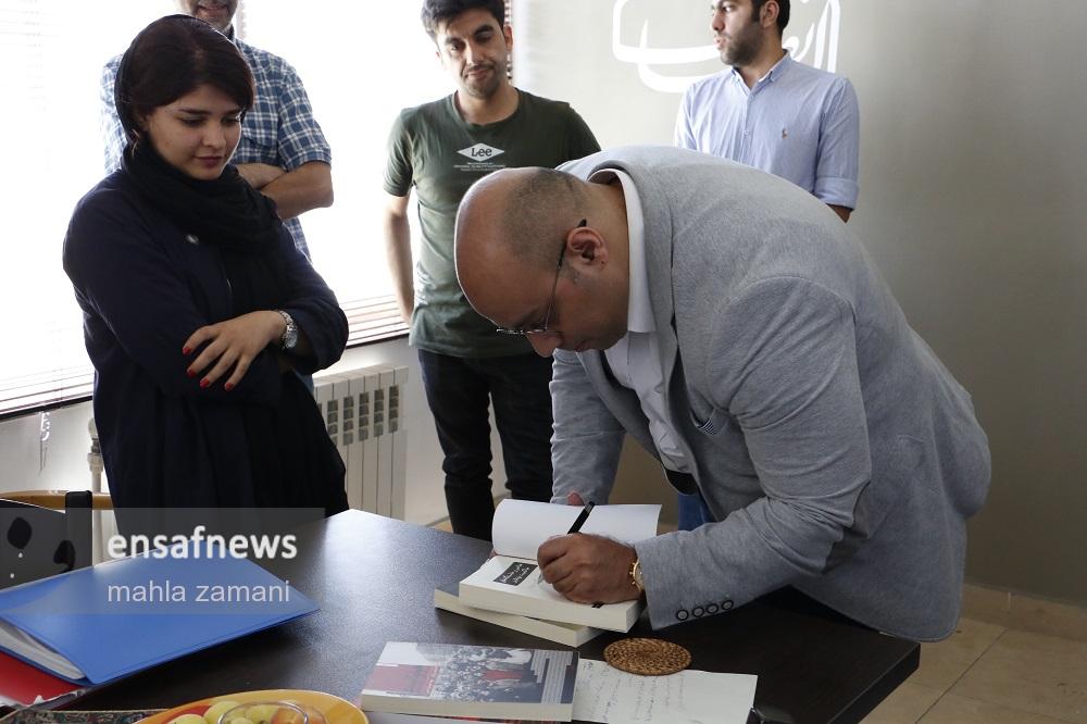 هر دو جناح دست از سر دانشگاه بردارند