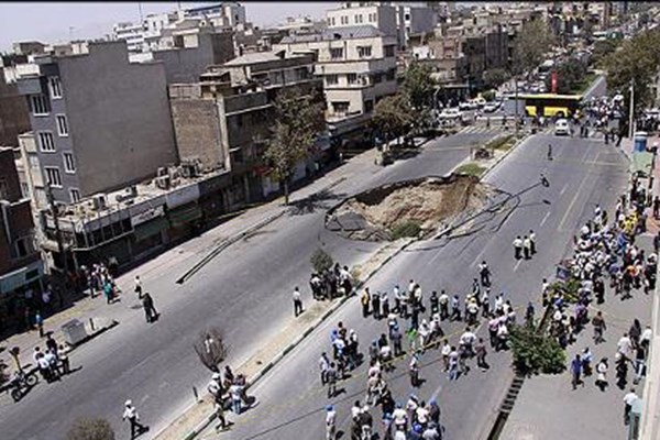 سرزمینی که دچار مرگ تدریجی میشود سرزمینی که دچار مرگ تدریجی میشود