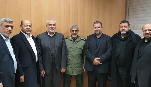 حاج قاسم سلیمانی محور ائتلاف ضداستکباری