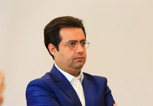 علاوه بر سهام، مدیریت نیز باید واگذار شود