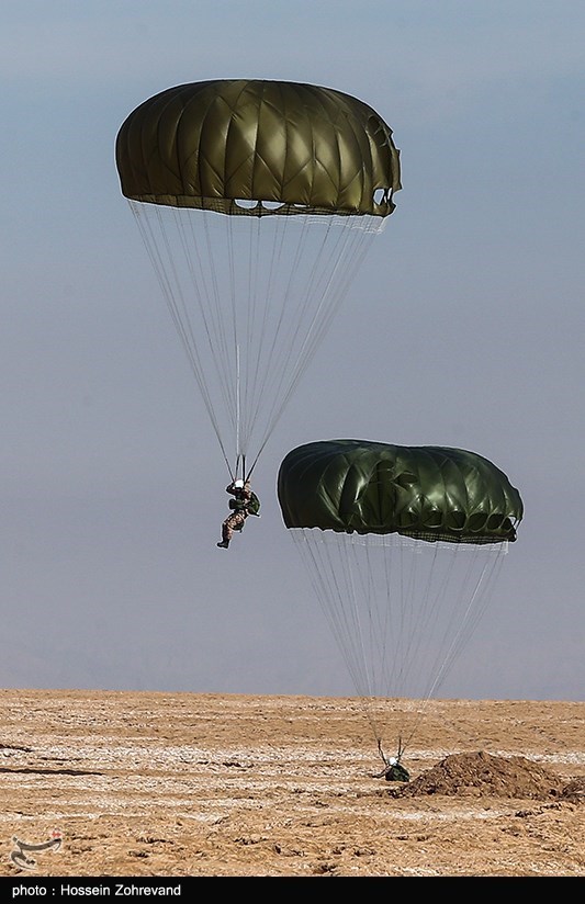 چتربازی تیپ ویژه صابرین نیروی زمینی سپاه