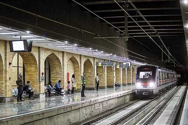 بازاریابی گرم دستفروشان مترو