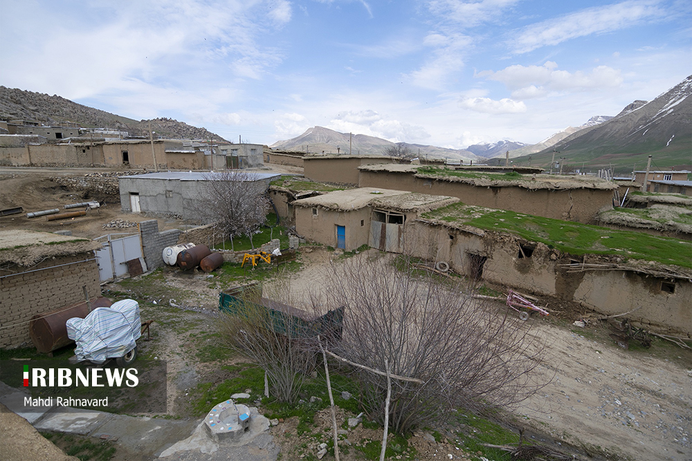 خورنج روستایی با سنگ‌های افسانه‌ای+عکس