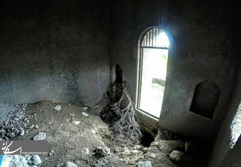 بنا مکعبی آجری یادگاری از قرن نهم هجری