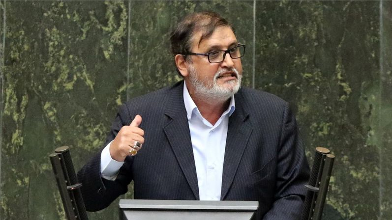 مسائل مالی مجلس باید شفاف شود