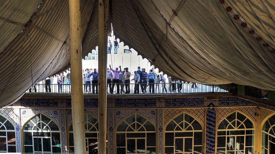 برپایی خیمه‌های عاشورایی در زرقان