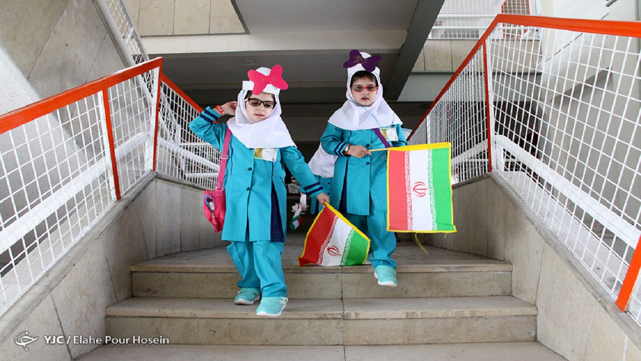 رفتن به مدرسه یا ترک تحصیل موقت در کرونا