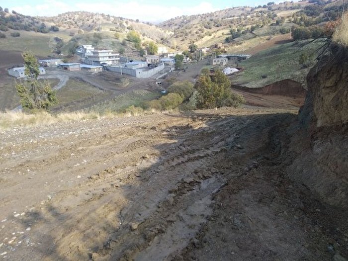وضعیت جاده روستای «بلاو» در سردشت