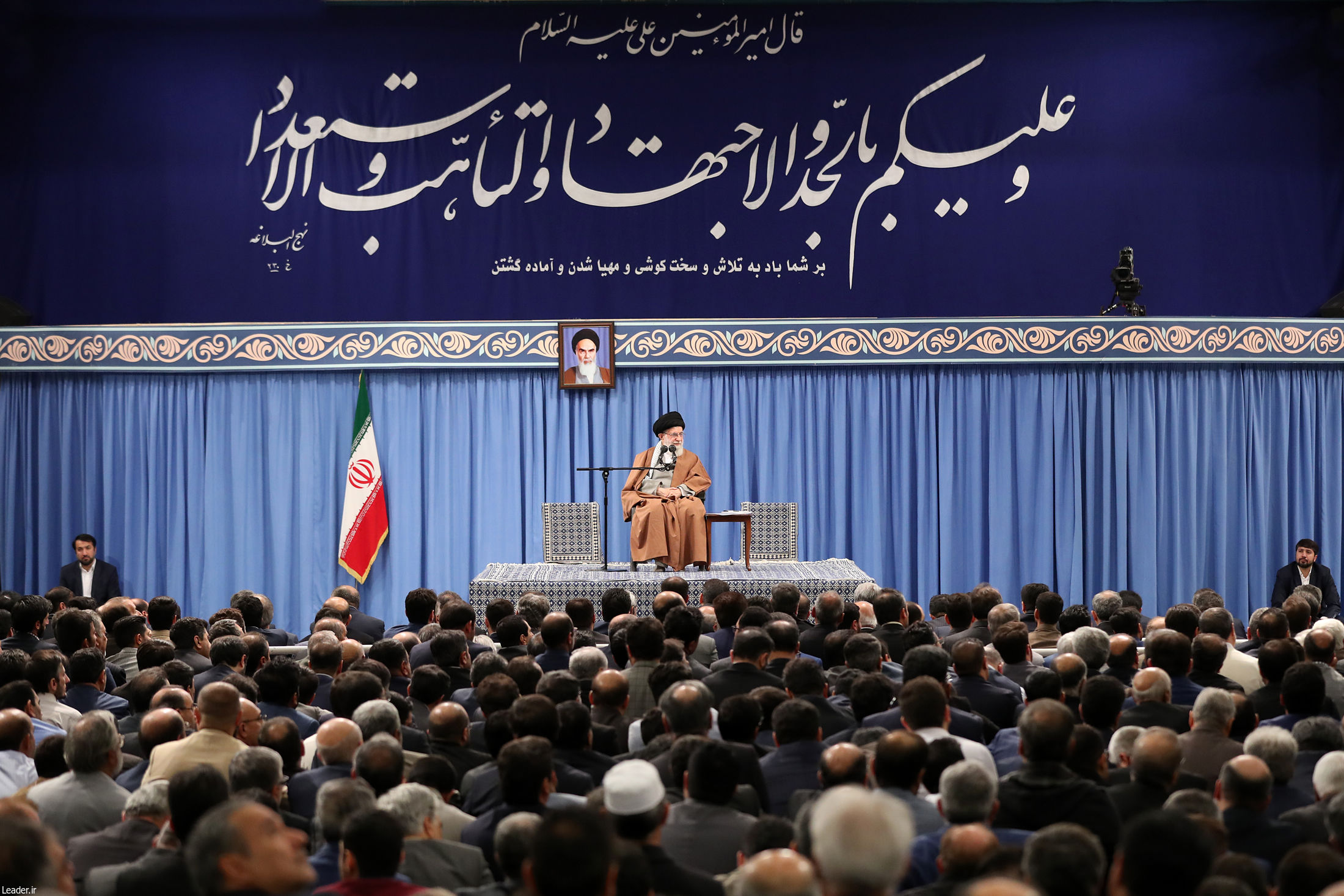 اقتصاد ایران پر از تصمیمات شخصی و غیر راهبردی منجر به ایجاد انحصار، رانت و عدم شفافیت است