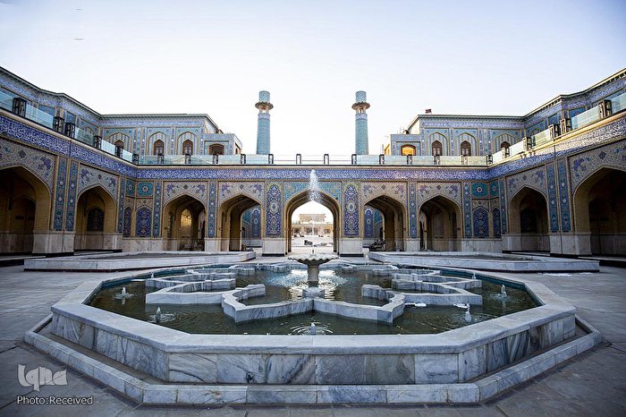 معماری اسلامی ایرانی صحن حضرت فاطمه