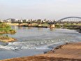 ادعای سرریز شدن ۹۵ درصد فاضلاب شهر‌های خوزستان به کارون، بدون تصفیه!