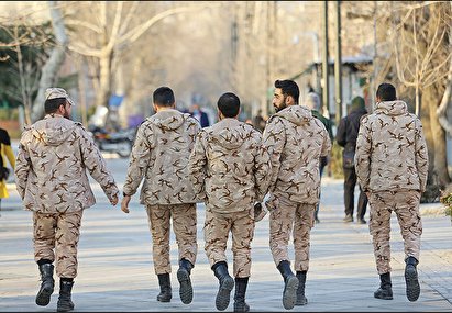 با این پول، سربازی حرفه‌ای راه بیندازید