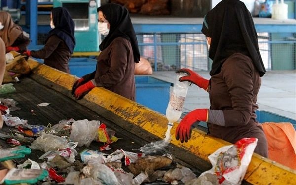 مافیای پسماند تهران، مانع مقابله با زباله گردی! مافیای پسماند تهران، مانع مقابله با زباله گردی!