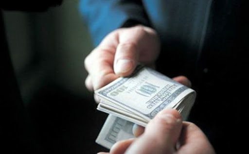 معضل اساسی کشور فساد اداری است معضل اساسی کشور فساد اداری است
