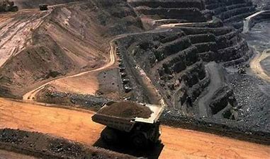 مصوبه واگذاری پهنه معدنی ۴۸۰۰ هکتاری در محدوده «شازند، اراک و خمین» خلاف قانون است