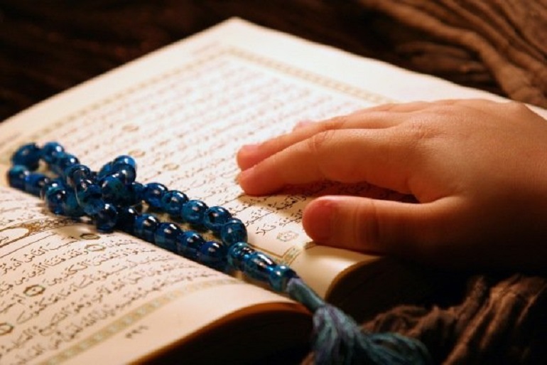 چگونه از جمله داعشیان باشیم؟ قرآن در دست بدون خرد
