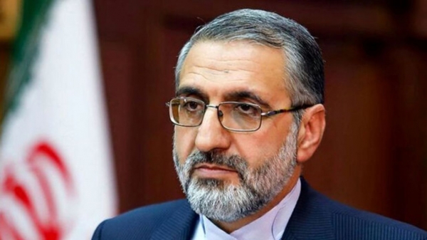 نگاه مخبر به مسائل، نگاهی فراجناحی است