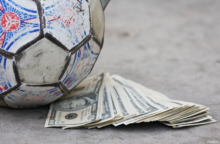 هزینه‌های سزسام‌آور نقل و انتقالات بین‌المللی فوتبال