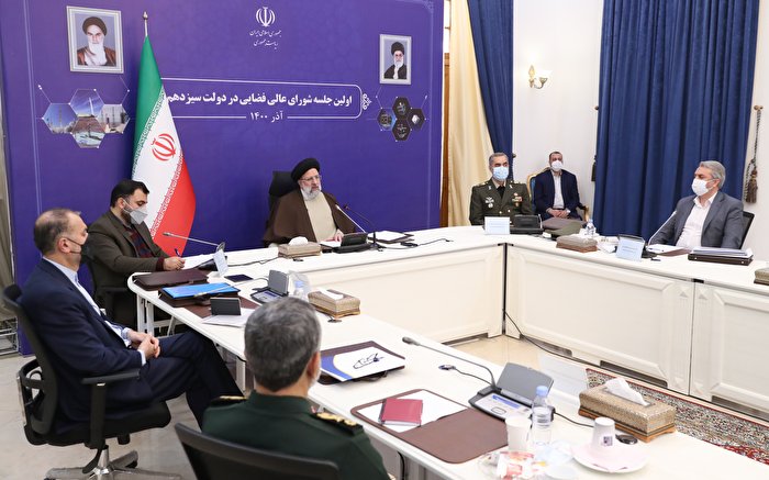 اولین جلسه شورای عالی فضایی باحضور رئیسی