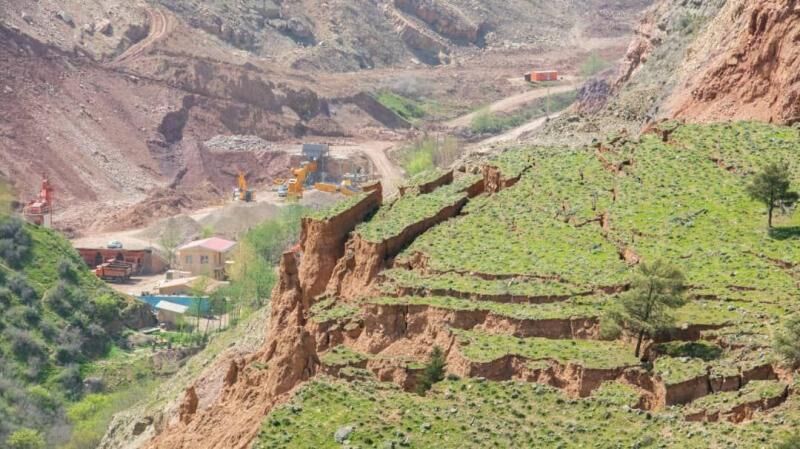 معدن رانشی مرزن آباد چالوس با دستور دستگاه قضایی پلمب شد