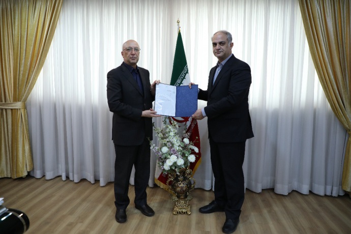 حسن زمانیان ، رئیس سازمان پژوهش های علمی و صنعتی ایران شد