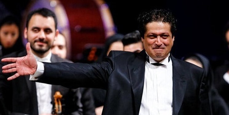 استعفای آرش امینی رهبر ارکستر سمفونیک صدا و سیما
