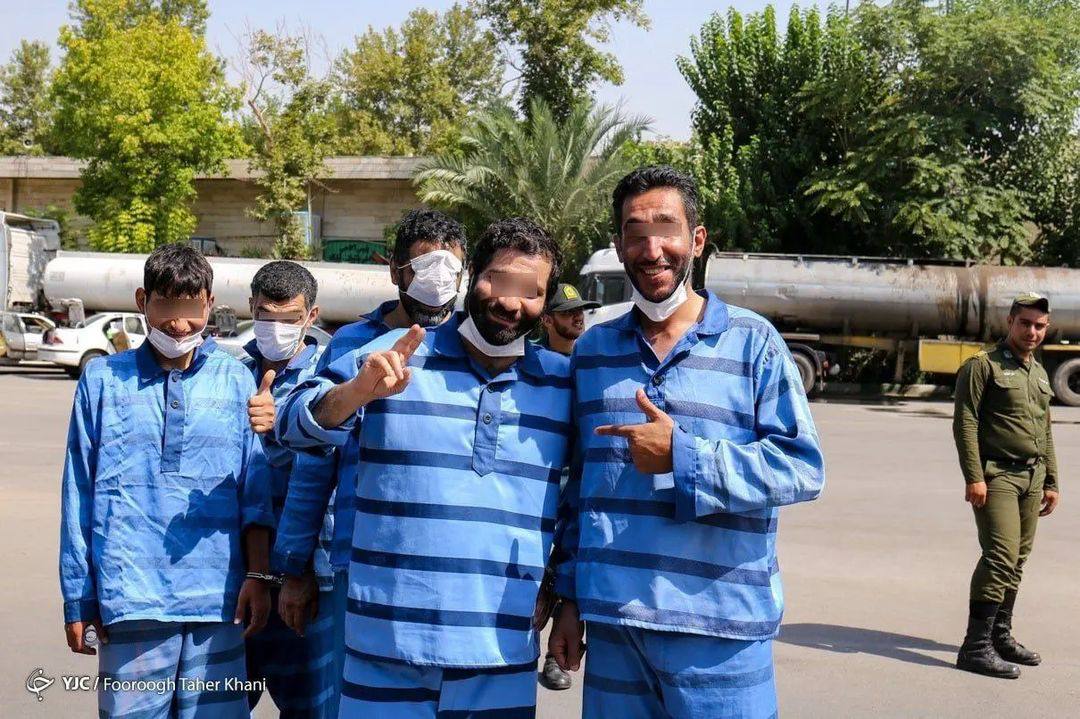 عکس یادگاری هشدارآمیز برای جمهوری اسلامی ایران، ساده نبینید