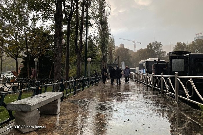 باران پاییزی 1401 در تهران