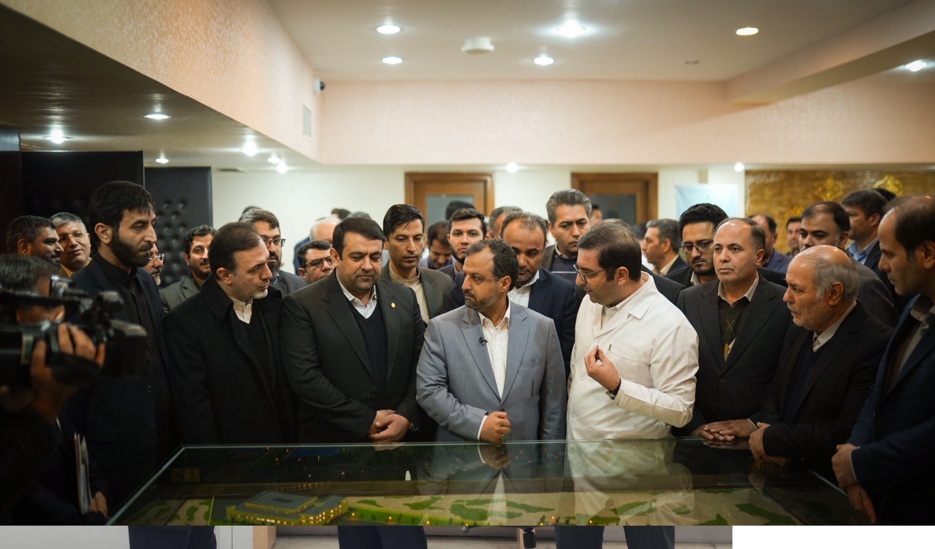 سیاست اصلی بانک ملی ایران، خروج از بنگاه داری و واگذاری اموال و دارایی های مازاد + حمایت از کارخانجات داروسازی