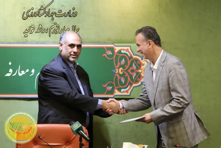 شاهرخ رمضان نژاد، کارشناسی با رفتار رنگین کمانی در حوزه امنیت غذایی؟ چه کسی صلاحیت ایشان را تائید کرده است؟