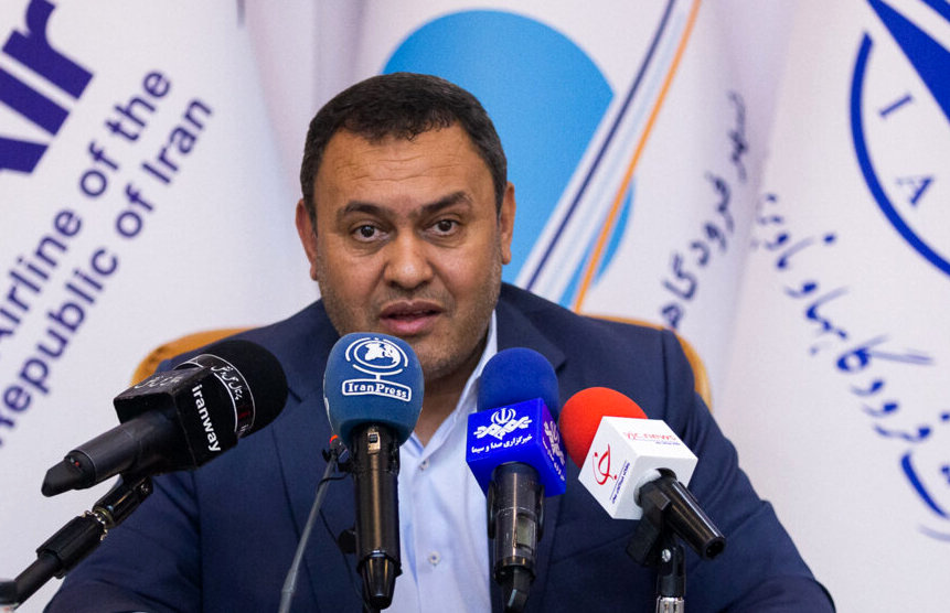 ‌آقای محمد محمدی‌بخش شما سوار هواپیمای ادعا شده بومی بشو، ما درباره اویونیک و موتورش از شما سوال خواهیم کرد؟