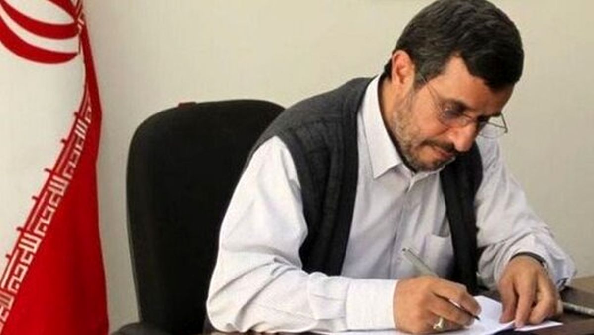 غیبت هفت ماهه احمدی نژاد و ادعای بیماری