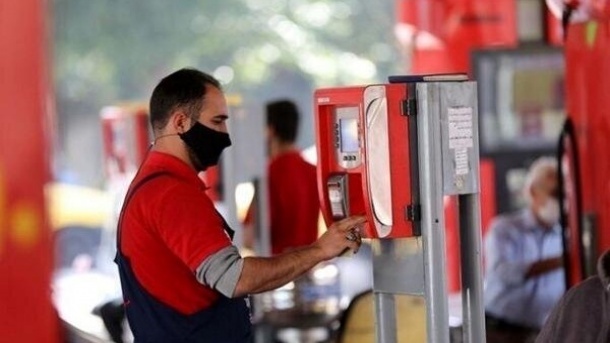 بحث الزام به اصلاح قیمت بنزین و تقبیح سه سناریوی فریبکارانه توجیه کنندگان افزایش قیمت بنزین