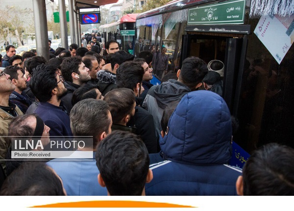 گلایه شهروندان از گرانی حمل‌ونقل عمومی تهران+ احتمال بررسی مجدد نرخ کرایه تاکسی و اتوبوس در شورا