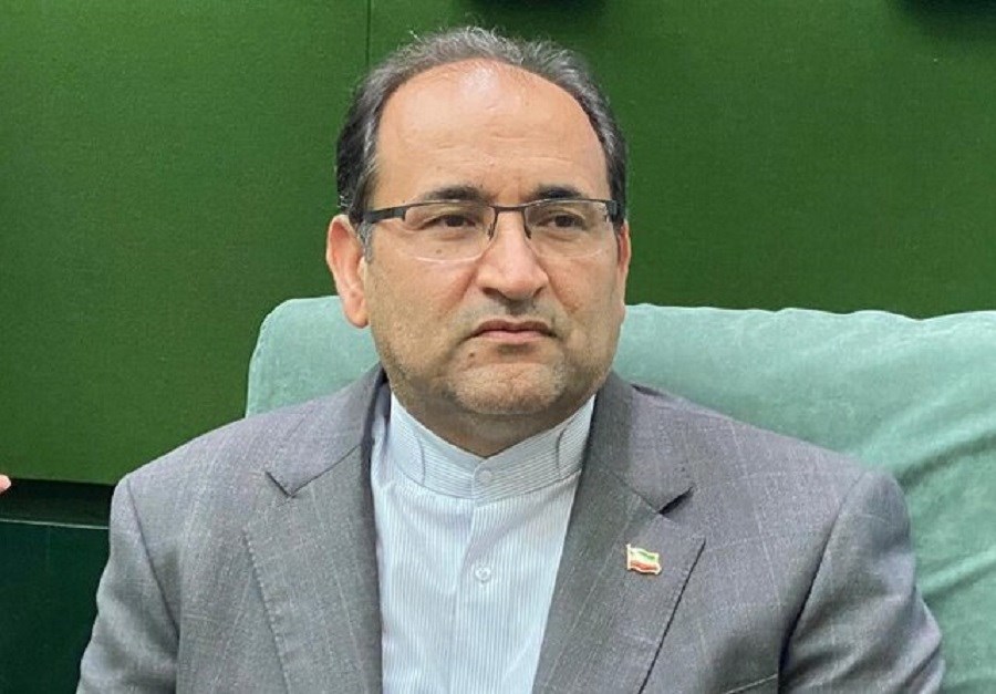کنایه سنگین یک نماینده به اظهارات اخیر باهنر