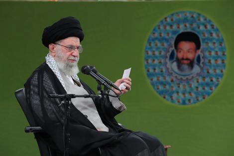آیت‌الله خامنه‌ای: قوه قضائیه تصویر رسانه‌ای خوبی ندارد