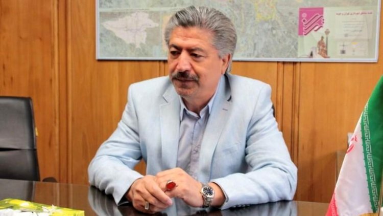 کوتوله‌ها در بدنه کشور رسوخ کرده‌اند