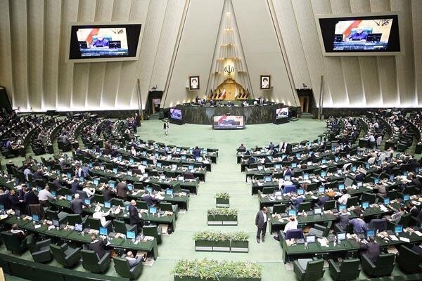 نیمی از ایرانی‌ها رئیس مجلس را نمی‌شناسند! + سلام بر مشارکت سیاسی