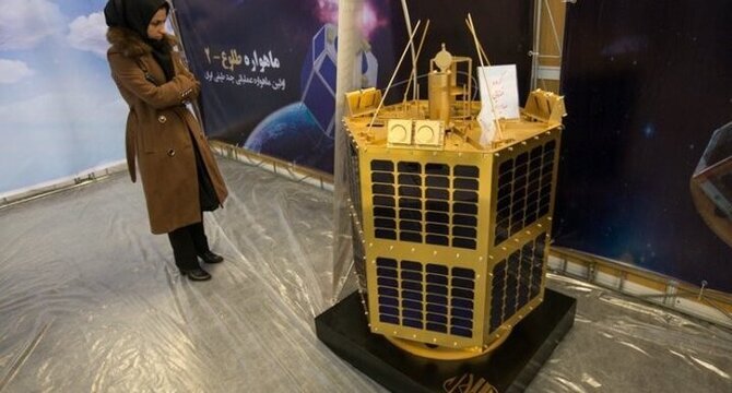 ماهواره «طلوع ۳ تحویل سازمان فضایی ایران شد