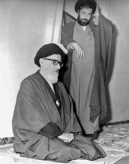روایتی از مرگ مشکوک آیت الله طالقانی + وقتی که تلفن و آب با هم قطع شده بود!