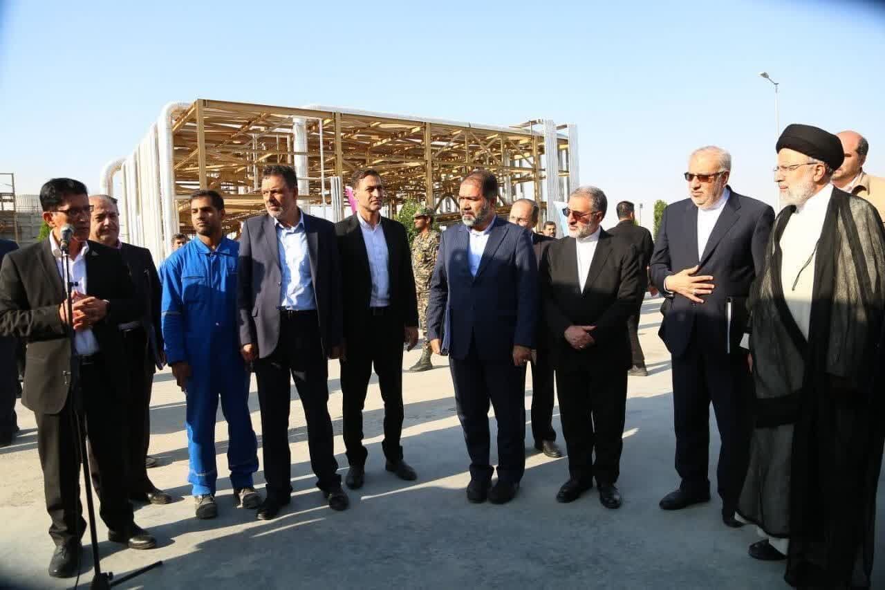 افتتاح طرح بزرگ تصفیه گازوئیل در اصفهان با حضور رئیس جمهور