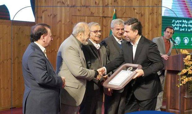محمد شیخان: حلقه سیاسی، دخانیات، مدیرعامل شرکت پازارگاد در هلدینگ پتروشیمی خلیج فارس و احتمالا پرش به سمت مجلس
