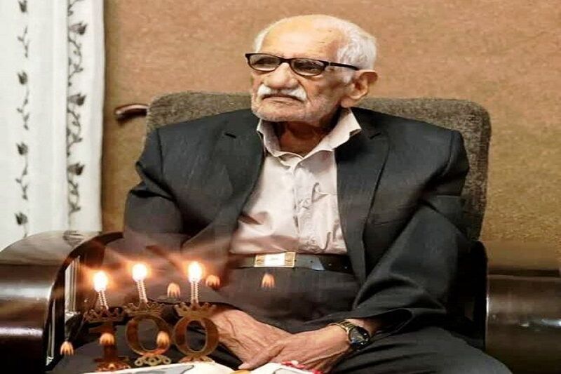 درگذشت کهنسال‌ترین معلم ایرانی در مهاباد در سن ۱۰۷ سالگی بدلیل کهولت سن
