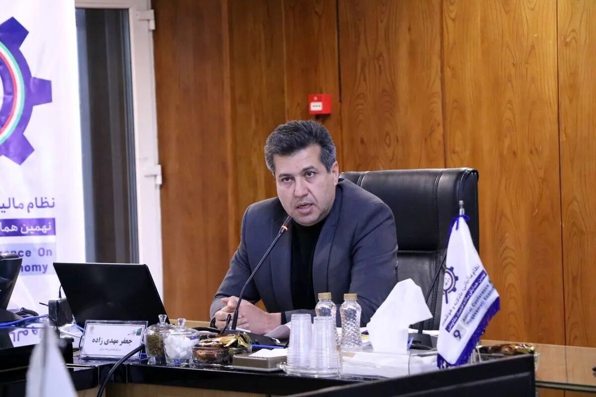 کنترل نقدینگی، اهرم مهار تورم است + بهتر می بود گفته می شد ، یکی از... ، راستی وضعیت معیشت مردم چه می شود جعفرخان؟