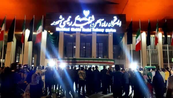تغییر نام ایستگاه راه آهن مشهد به یاد شهید رئیسی + این تغییر اسم ، قصد ثابت کردن چه چیز یا ارایه کدام کارکرد را دارد؟
